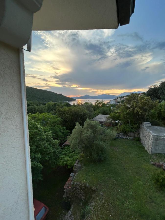 Lazarus Bigova Apartments Tivat Exteriér fotografie