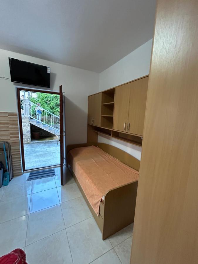 Lazarus Bigova Apartments Tivat Exteriér fotografie